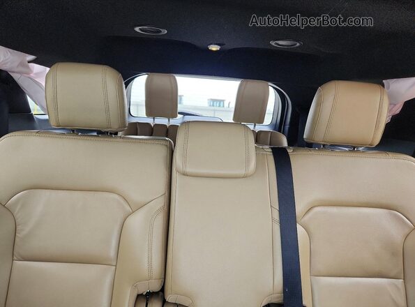 1FM5K8DH5HGC44417 2017 FORD EXPLORER Белый Вид задних сидений