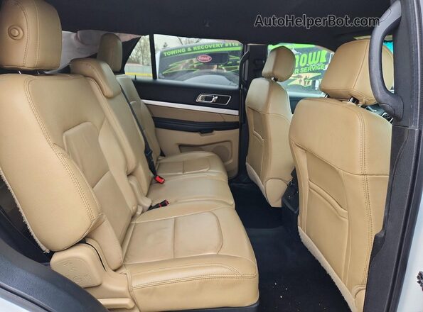 1FM5K8DH5HGC44417 2017 FORD EXPLORER Белый Вид задней части салона