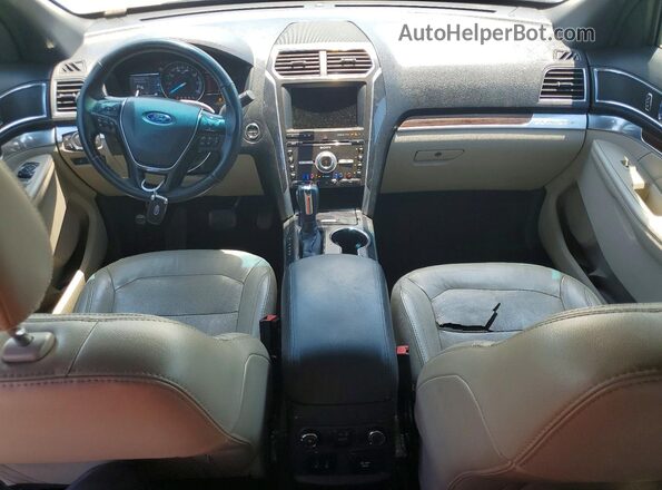1FM5K8F80JGC16673 2018 FORD EXPLORER Silver Vista del salpicadero
