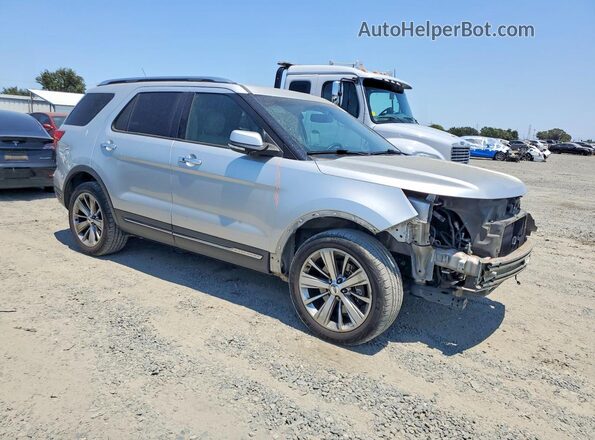 1FM5K8F80JGC16673 2018 FORD EXPLORER Silver Delantero derecho