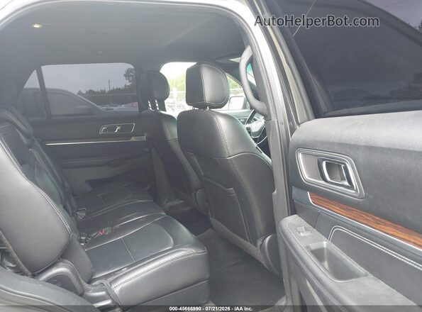 1FM5K8F86HGC38266 2017 FORD EXPLORER Gray Vista de la etiqueta del VIN
