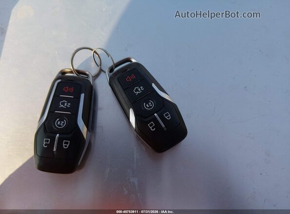 1FM5K8F88GGA37841 2016 FORD EXPLORER Красный Вид панели приборов