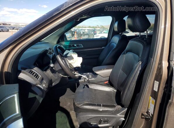 1FM5K8F89GGA27710 2016 FORD EXPLORER Tan Вид салону спереду