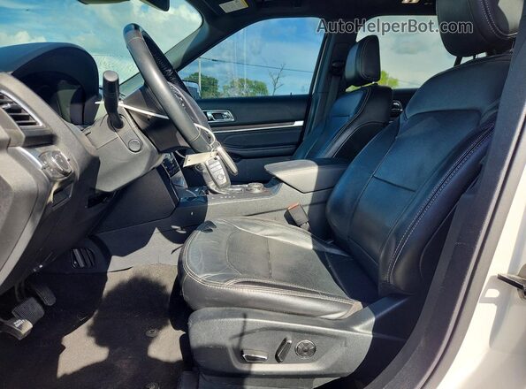 1FM5K8FH9JGC96636 2018 FORD EXPLORER White Вид салону спереду