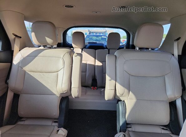 1FM5K8FW6PNA04363 2023 FORD EXPLORER Silver Հետևի նստատեղերի տեսք