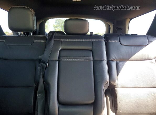 1FM5K8GC2NGA66669 2022 FORD EXPLORER Silver Vista de los asientos traseros