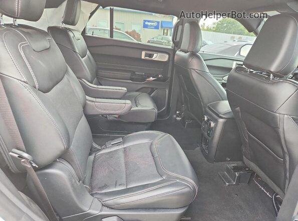 1FM5K8GC3RGA22122 2024 FORD EXPLORER White Սալոնի հետևի տեսք
