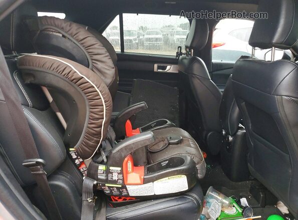 1FM5K8GC6NGA93826 2022 FORD EXPLORER Gray Rear seats view