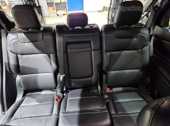 1FM5K8GC7MGA41698 2021 FORD EXPLORER Silver უკანა სავარძლების ხედი