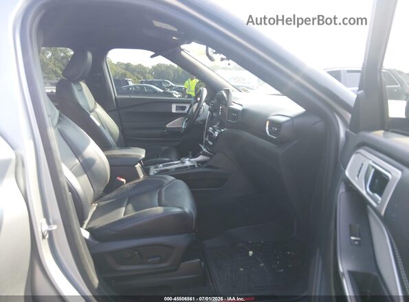 1FM5K8GC7NGA72239 2022 FORD EXPLORER Silver Vista interior delantera