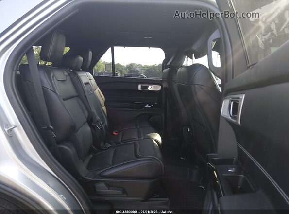 1FM5K8GC7NGA72239 2022 FORD EXPLORER Silver Vista de la etiqueta del VIN