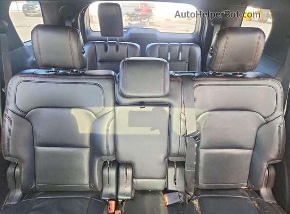 1FM5K8GT0JGA50223 2018 FORD EXPLORER White Widok tylnych siedzeń