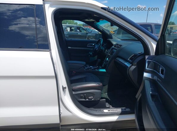 1FM5K8GT4GGA17024 2016 FORD EXPLORER White Вид салону спереду