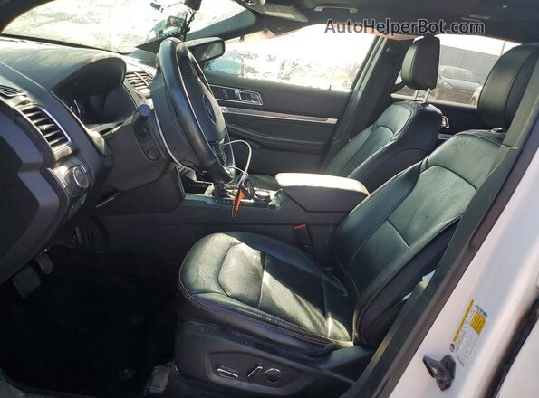 1FM5K8GT4JGA55795 2018 FORD EXPLORER Белый Вид салона спереди