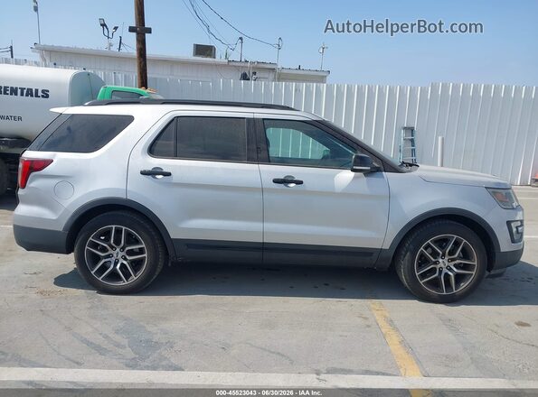 1FM5K8GT7HGA60760 2017 FORD EXPLORER Silver Вид задньої частини салону