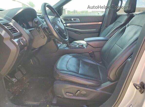 1FM5K8GT7JGA21222 2018 FORD EXPLORER Silver Սալոնի դիմացի տեսք