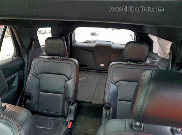1FM5K8GTXGGA75980 2016 FORD EXPLORER Red Հետևի նստատեղերի տեսք