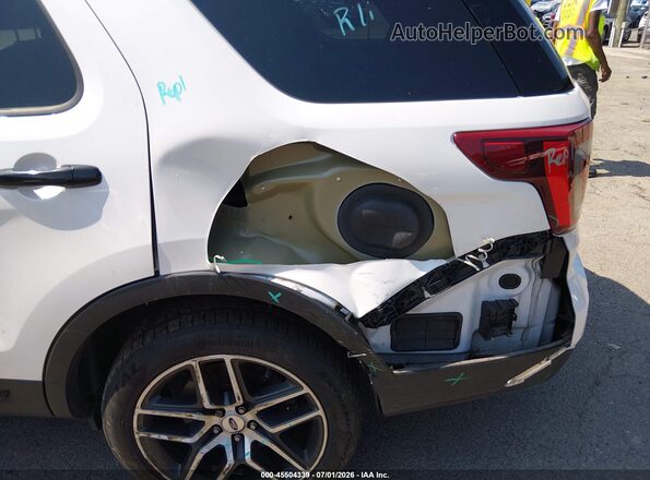 1FM5K8GTXHGD74886 2017 FORD EXPLORER White Widok z przodu