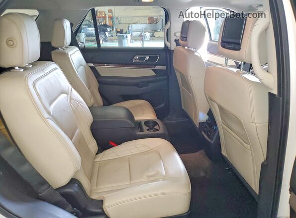 1FM5K8HT1GGC09595 2016 FORD EXPLORER White Vista interior trasera