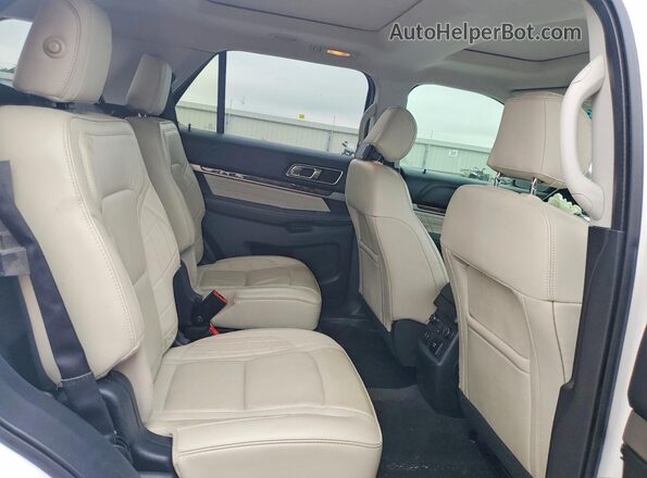 1FM5K8HT2GGC65660 2016 FORD EXPLORER Белый Вид задних сидений