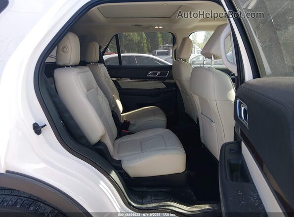 1FM5K8HT5JGC70908 2018 FORD EXPLORER White Вид наклейки з VIN-кодом
