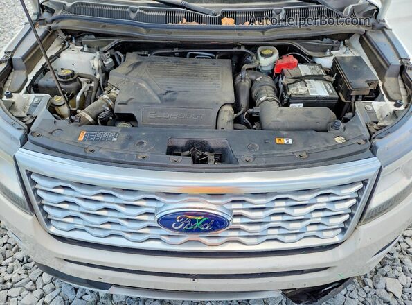 1FM5K8HT6HGD87018 2017 FORD EXPLORER Белый Вид подкапотного пространства