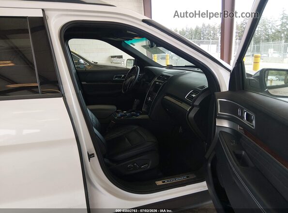 1FM5K8HT7HGA23402 2017 FORD EXPLORER Белый Вид салона спереди