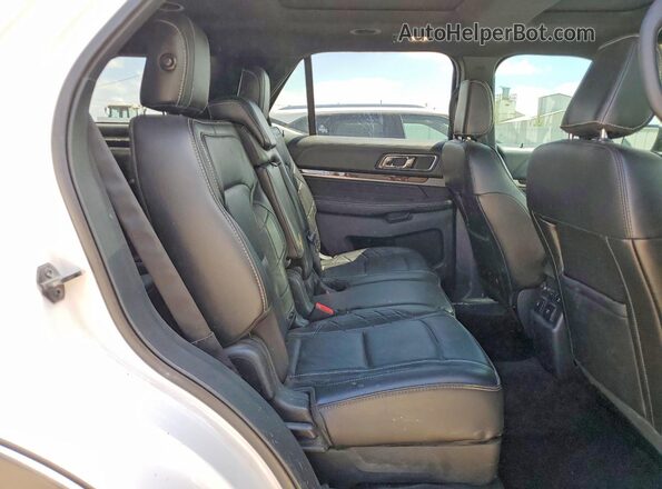 1FM5K8HT8JGC71180 2018 FORD EXPLORER White Widok wnętrza z tyłu