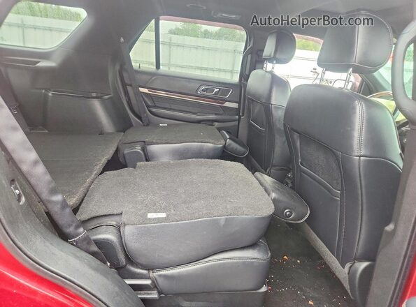 1FM5K8HTXHGC82191 2017 FORD EXPLORER Красный Вид задней части салона