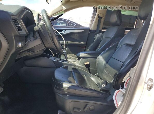 1FMCU0BZ2LUC56002 2020 FORD ESCAPE White Սալոնի դիմացի տեսք