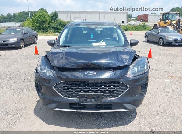 1FMCU0BZ5NUB46516 2022 FORD ESCAPE Black Front view