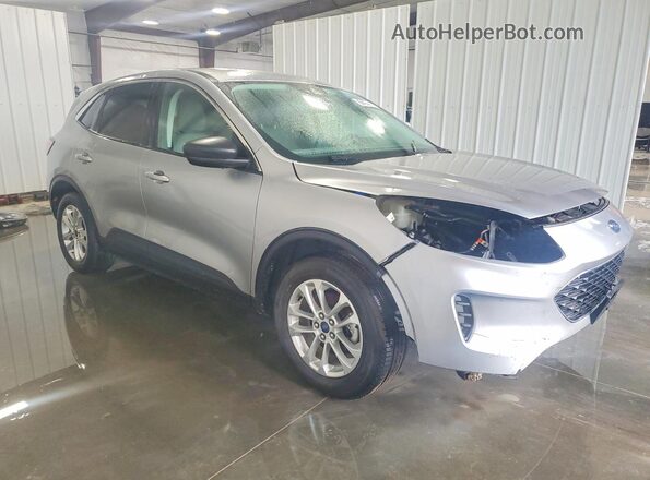 1FMCU0BZ8NUB46008 2022 FORD ESCAPE Серебряный Передняя правая четверть