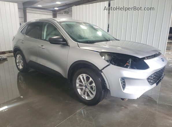 1FMCU0BZ8NUB46008 2022 FORD ESCAPE Серебряный 
