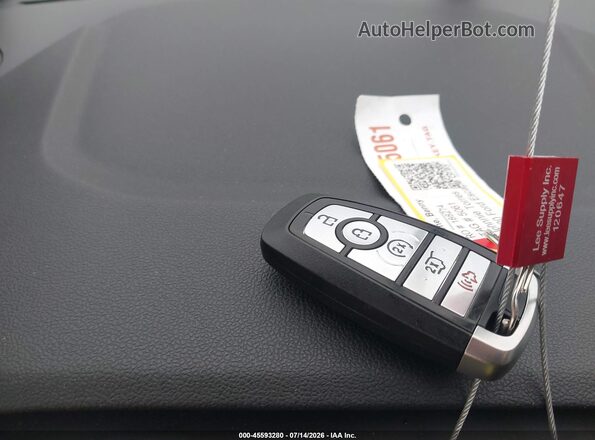 1FMCU0DZ4LUB02677 2020 FORD ESCAPE Серый Вид панели приборов