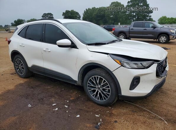1FMCU0E19PUB45667 2023 FORD ESCAPE White Front right