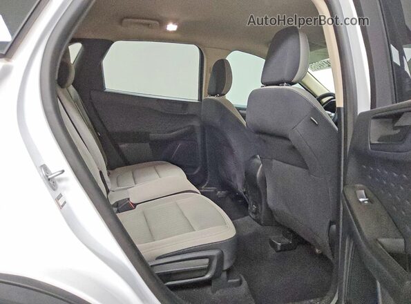1FMCU0F60LUC25833 2020 FORD ESCAPE White Вид задньої частини салону