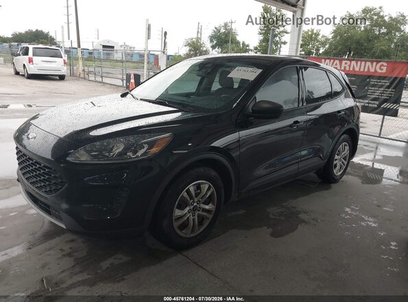 1FMCU0F61NUB51096 2022 FORD ESCAPE Черный Передняя левая четверть