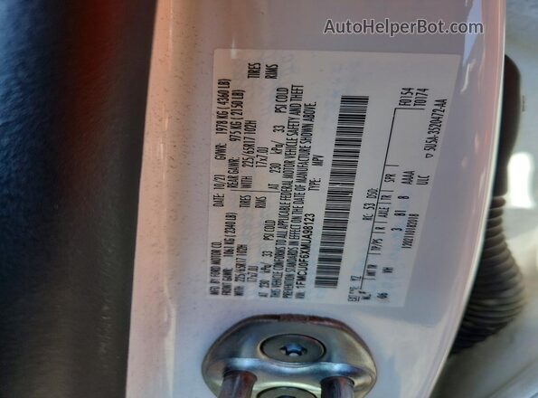 1FMCU0F6XMUA98123 2021 FORD ESCAPE White Вид підкапотного простору