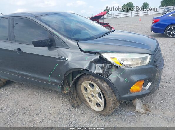 1FMCU0F70HUA99084 2017 FORD ESCAPE Gray Widok z przodu