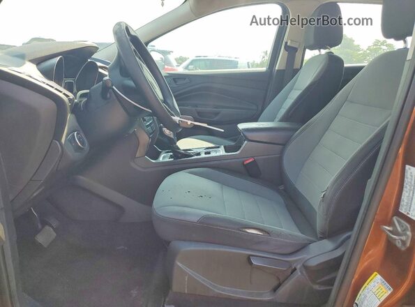 1FMCU0F70HUB97497 2017 FORD ESCAPE Orange Front interior view