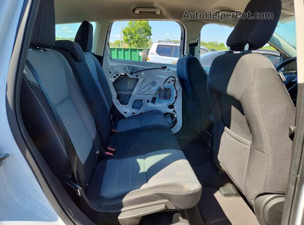 1FMCU0F70JUC62869 2018 FORD ESCAPE Белый Вид задней части салона