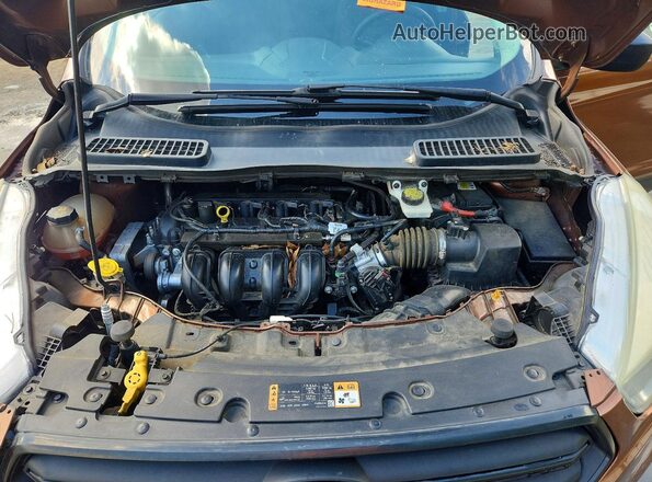 1FMCU0F72HUC72782 2017 FORD ESCAPE Orange Engine compartment view