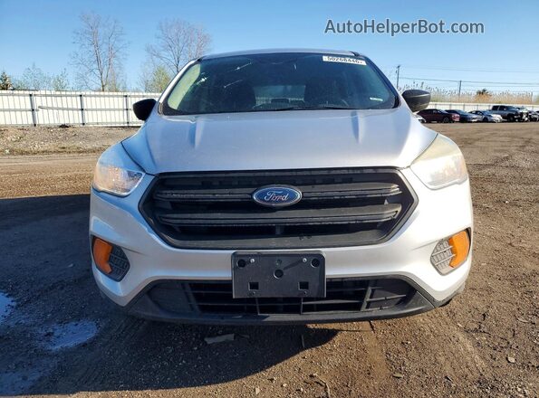 1FMCU0F72HUE36435 2017 FORD ESCAPE Silver Widok z przodu
