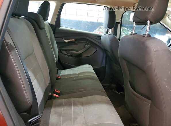 1FMCU0F72JUA49471 2018 FORD ESCAPE Коричневый Вид задней части салона