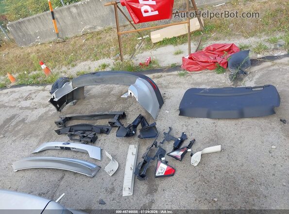 1FMCU0F72JUB14996 2018 FORD ESCAPE Silver Widok zestawu wskaźników