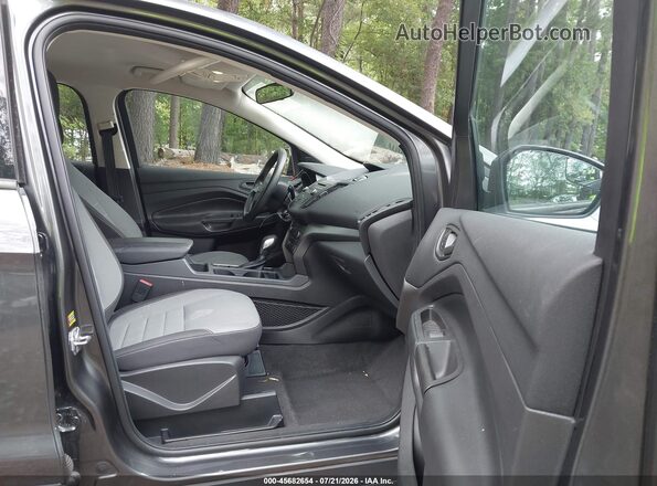 1FMCU0F72JUB27182 2018 FORD ESCAPE Gray Սալոնի դիմացի տեսք