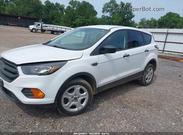 1FMCU0F72JUD08380 2018 FORD ESCAPE White წინა მარცხენა ხედი სამი მეოთხედიდან