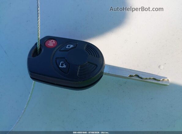 1FMCU0F72KUB30813 2019 FORD ESCAPE White Вид панелі приладів