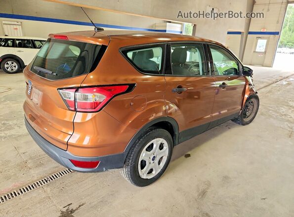 1FMCU0F73HUC19847 2017 FORD ESCAPE Orange Rear right