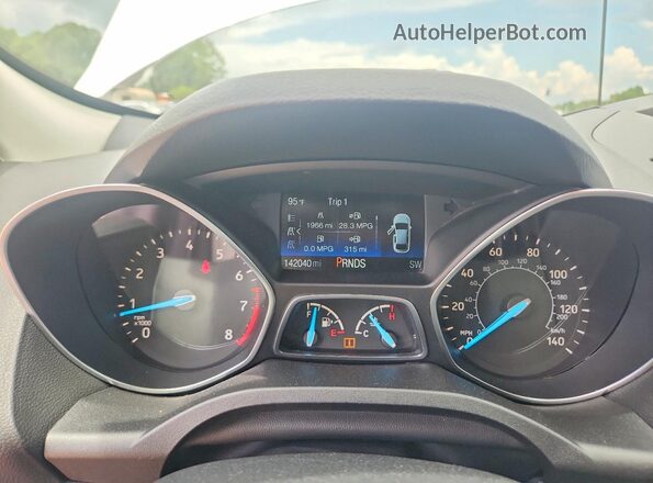 1FMCU0F73JUB03750 2018 FORD ESCAPE White Vista del cuadro de instrumentos